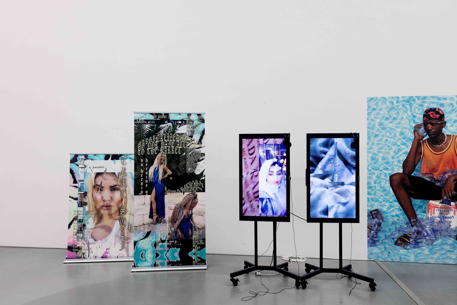 Anna Ehrenstein, Tools For Conviviality, In Collaboration with Awa Seck, Thibaut Houssou, Nyamwathi Gichau, Saliou Ba, Lydia Likibi, Installation MdbK Leipzig, 2019, Photo Alexander Meyer