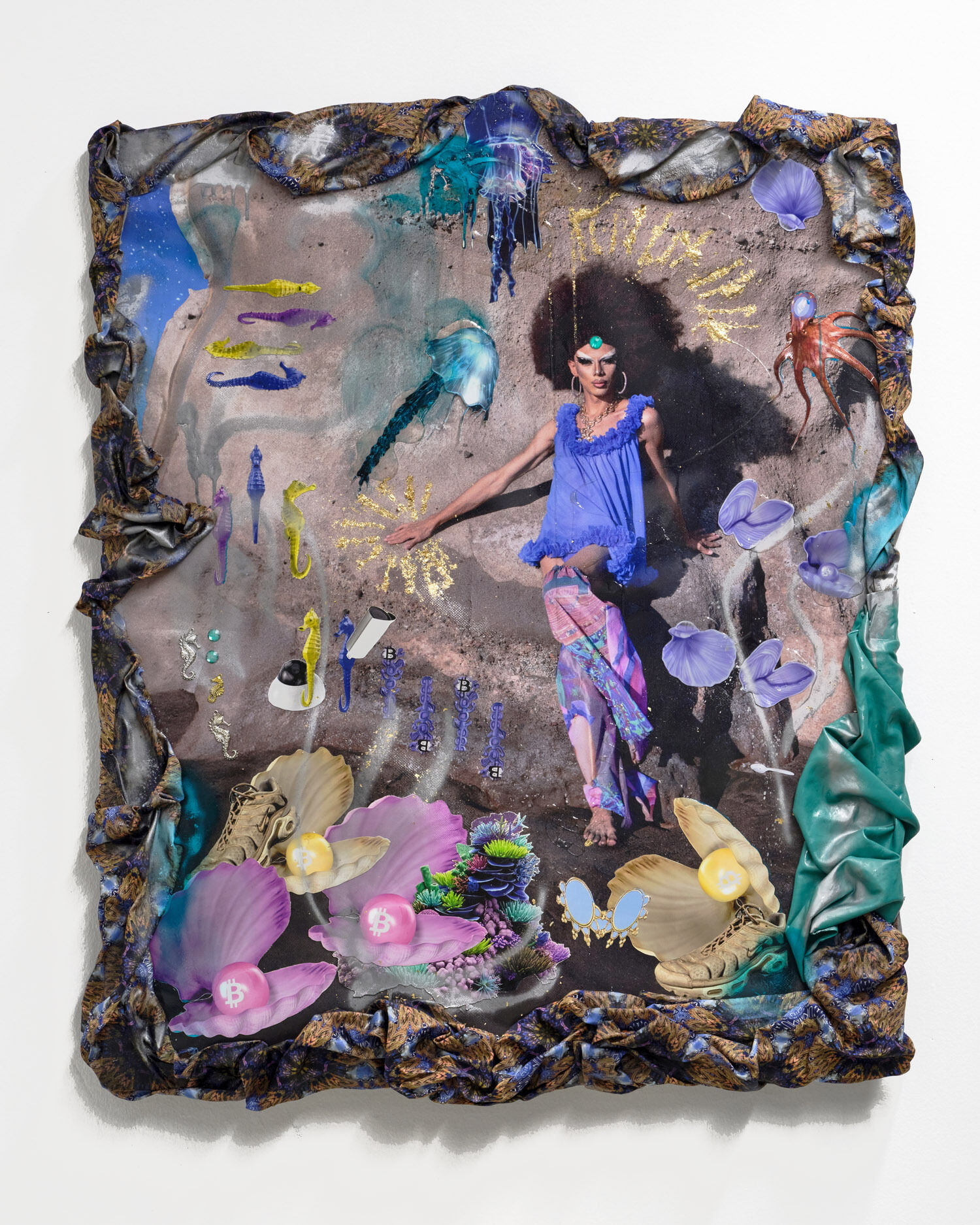 Anna Ehrenstein, Ocean Sirena, 2024 Gouache, acryl on canvas, Fabric, 125 x 105 cm