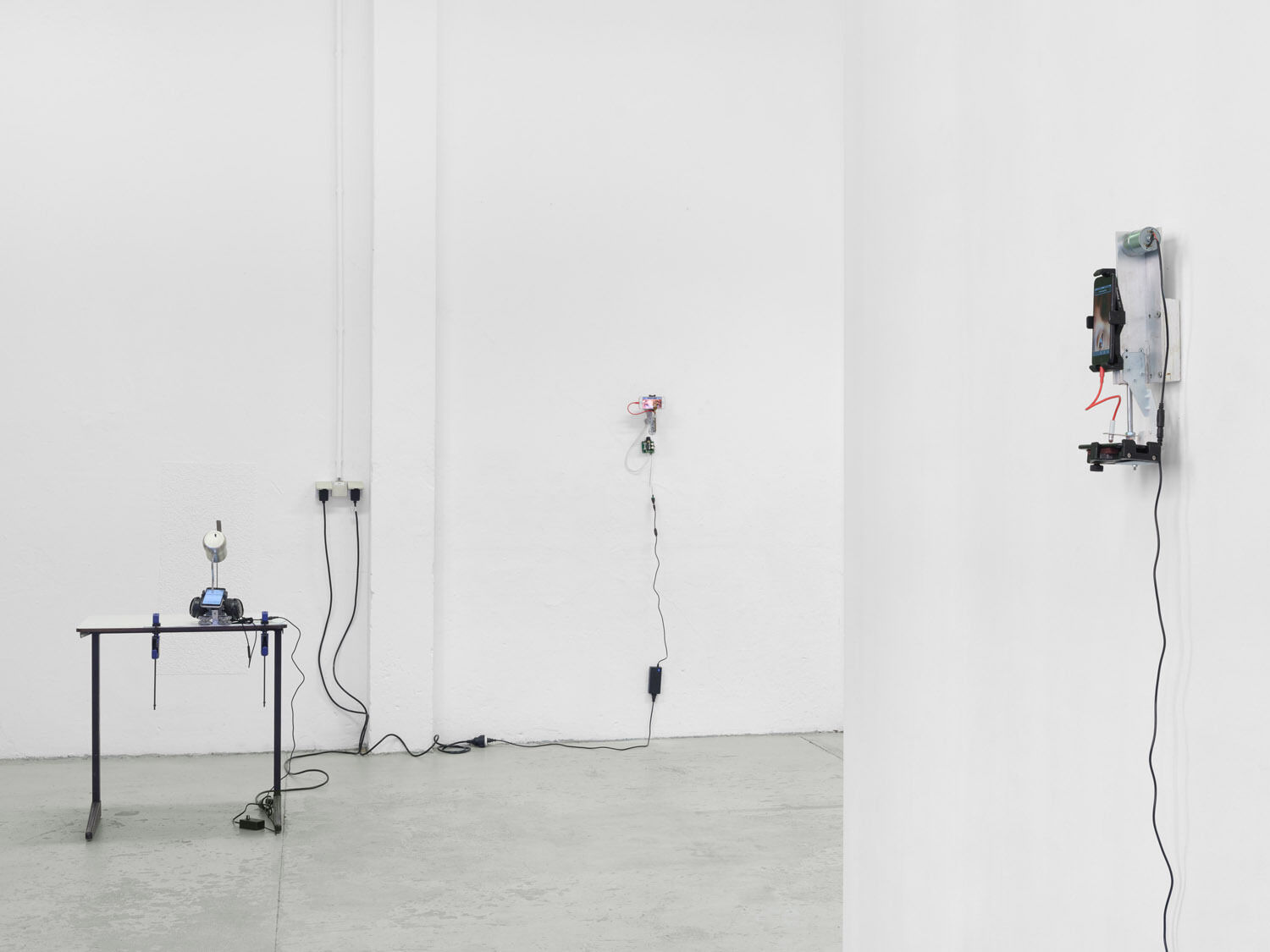 Exhibition view, drifts; Yehwan Song, 2026